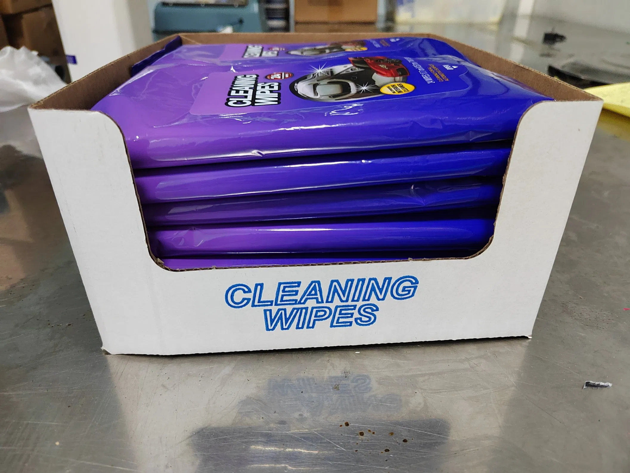 Free Sample 24CT Custom Car Care Window Interior Dashboard Leather Wet Wipes for Car Cleaning