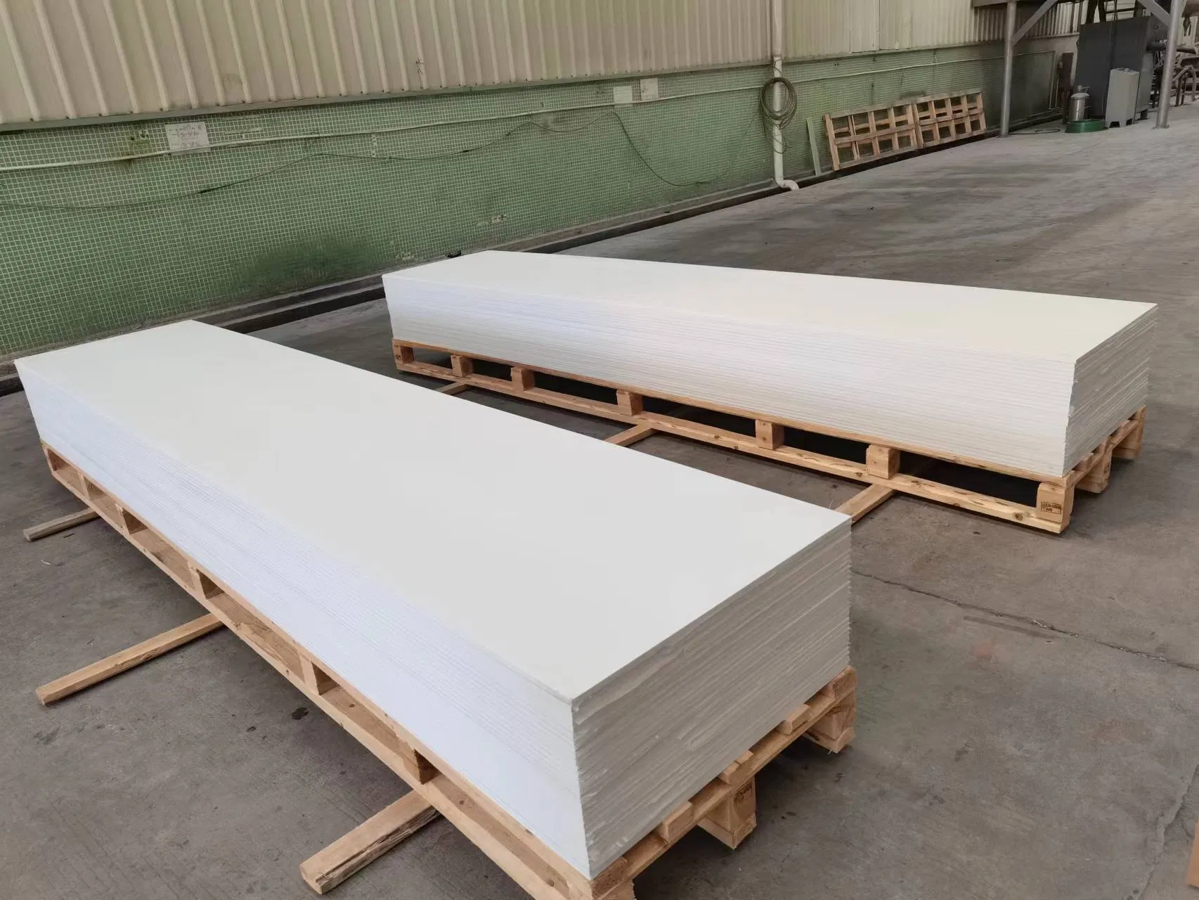 Customized Size Countertops High Quality Black Galaxy Worktop Solid Surface Kitchen Counter Tops and restaurant Tables or Coffee Table Decorative Materials