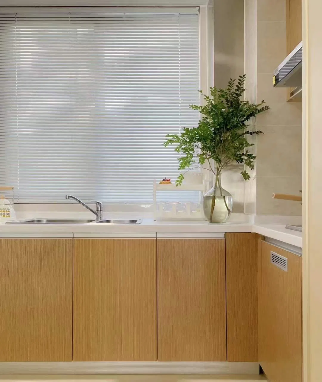 Customized 25mm Slat Aluminum Horizontal Waterproof Venetian Blind