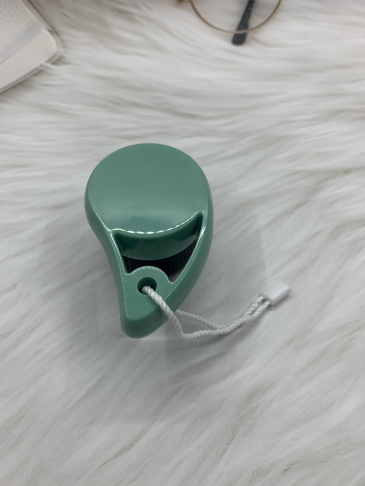 Mini Green Colors Plastic ABS Handle Facial Brush with Bamboo Charcoal Synthetic Hair