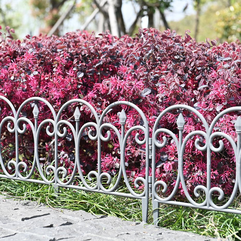 New Design Decorative Metallic Ironwork Plastic Garden Fence for Lawn Decoration Picket Fence Small Villa Border (WL-010-1)