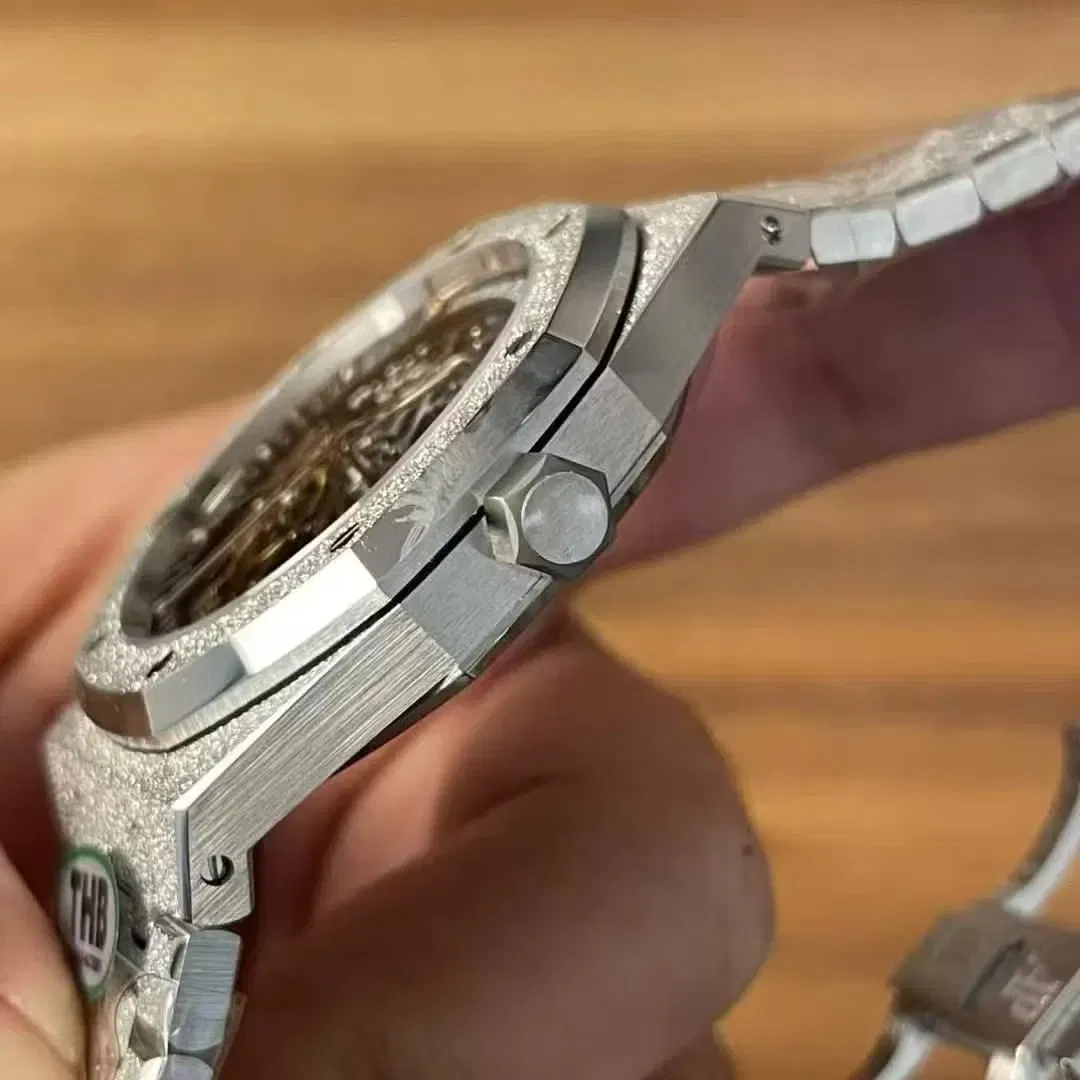 China's Top 5A Brand Super Clone 1: 1 Replica High-End Custom Men's Watch