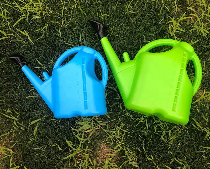 Outdoor Garden Plastic Kettle Watering Can for Plants Made in China