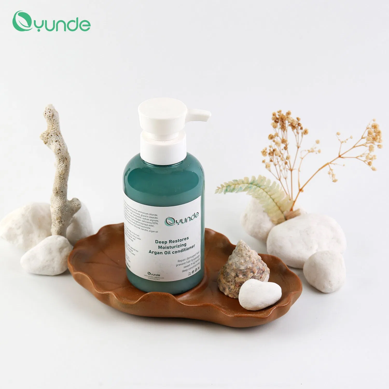 Smooth Flowing a Glycerin Keratin Conditioner