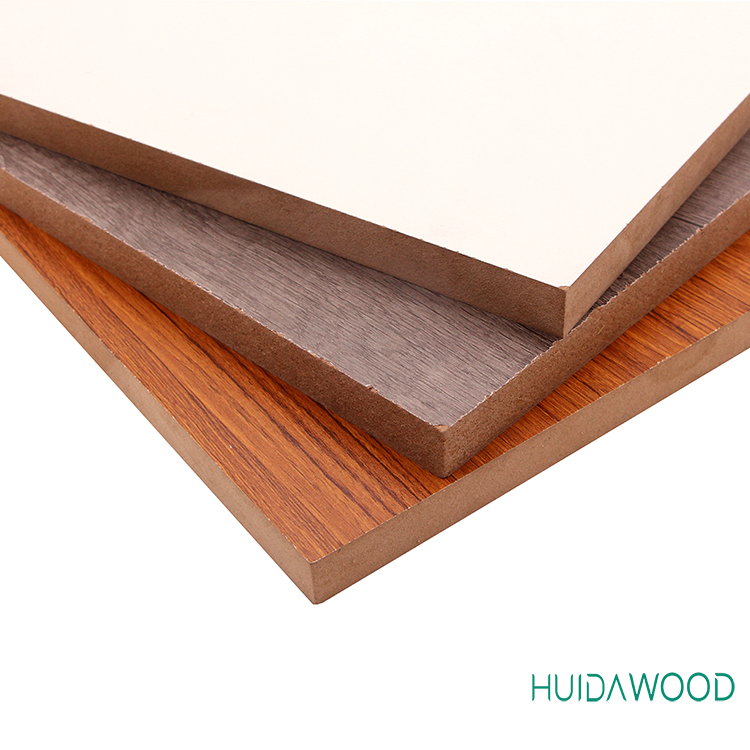 China MDF Manufacturers E2 E1 E0 Glue Good Quality Laminated Melamine MDF Board for Furniture and Kitchen Cabinet