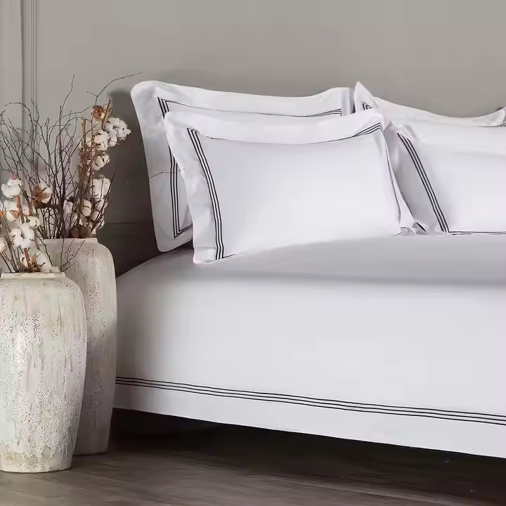 White Hotel Cotton Satin Stripe Bed Quilt Cover for Hotel