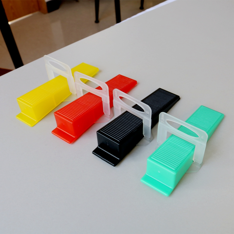 Taurus Professional Grade Tile Leveling Clips for Large Area Ceramic and Porcelain Floor Tile Installation