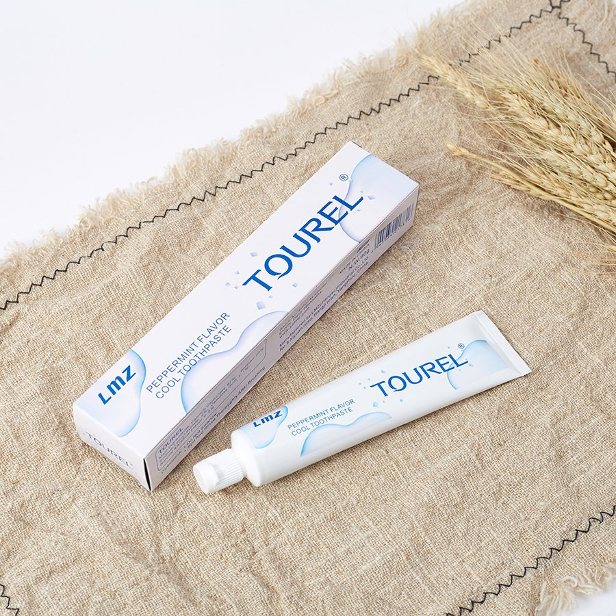 Fluoride-Free Mint Toothpaste for Fresh Breath and Whitening