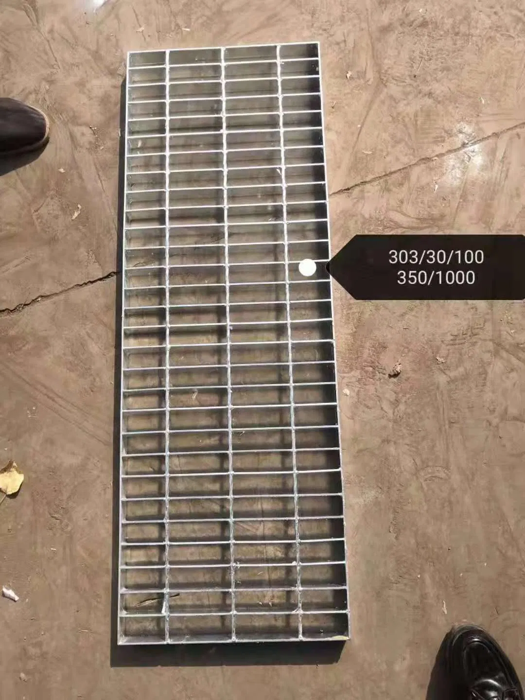 Heavy Duty 25mm Steel Bar Grating Walkway Steel Grating Drain Cover Steel Grating