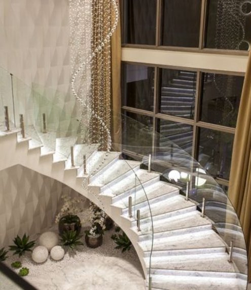 Luxurious Design Marble/Metal Material High-End Residential Villa Indoor Curved Staircase