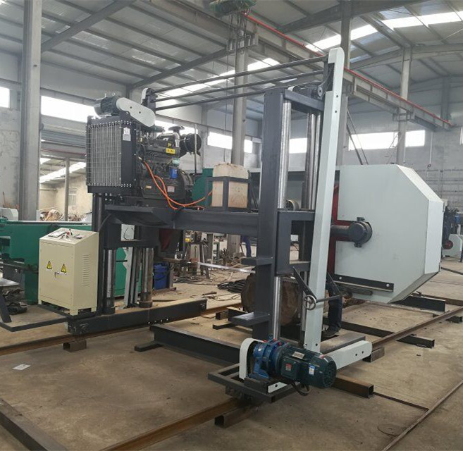 Ленточная пила по дереву портативная дизельная горизонтальная