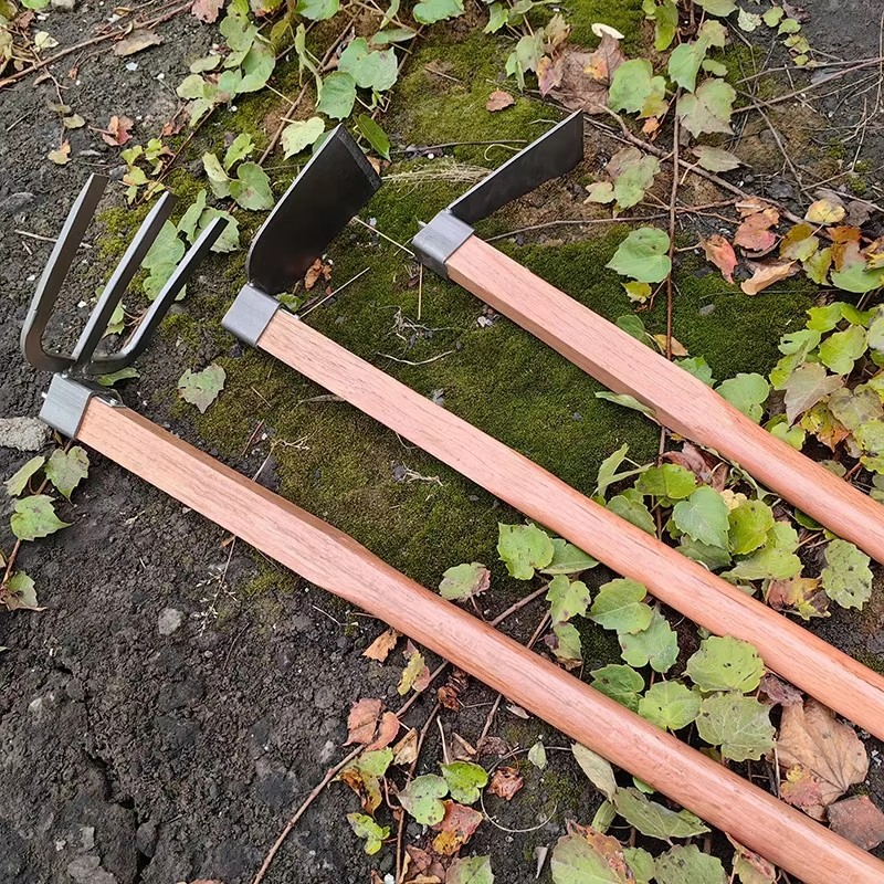 High Quality Handheld Hoe Garden Hand Tool Weeding Hoe with Wood Handle