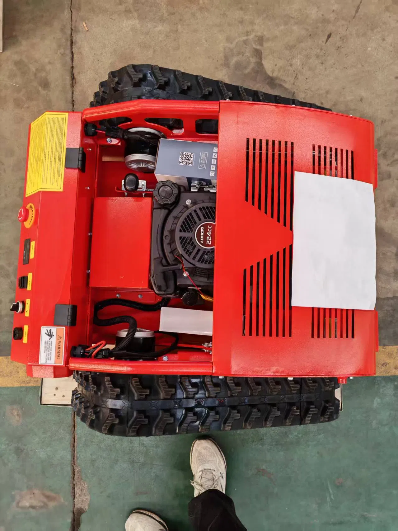 Самоходная газонокосилка High Way с дистанционным управлением