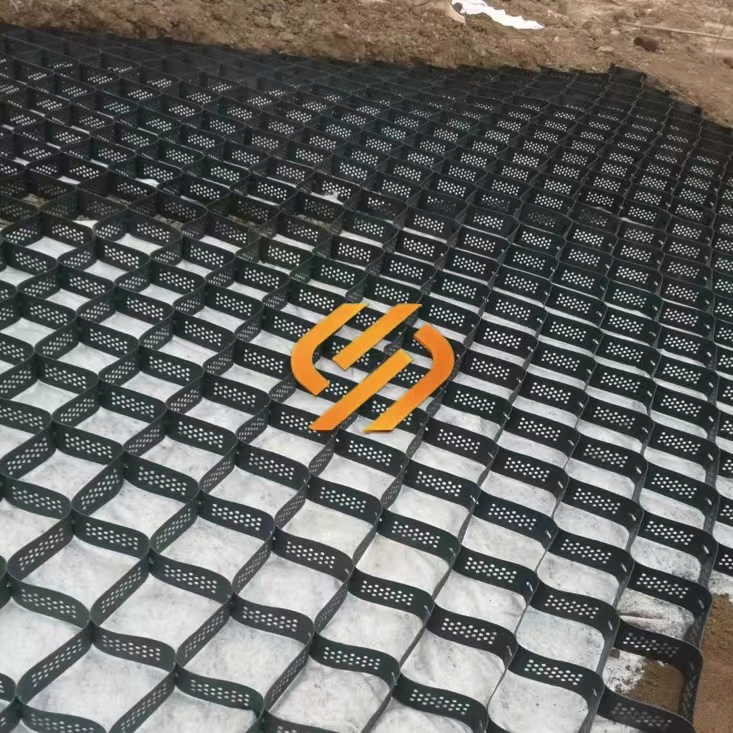Embossed Perforated HDPE Geocell Web 356mm 445mm 712mm