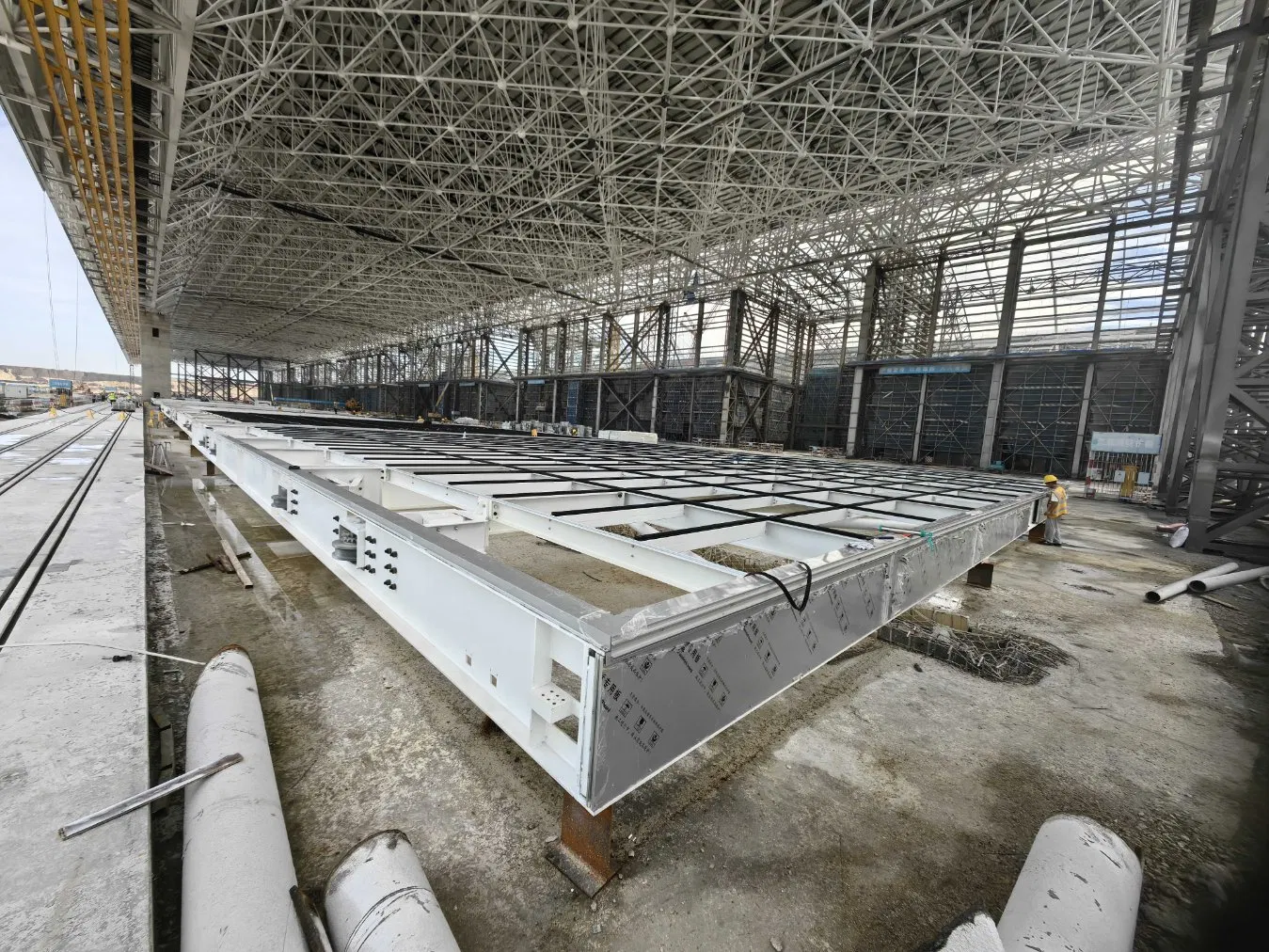 Spacious Prefabricated Steel Warehouse for Quick Assembly and Durability