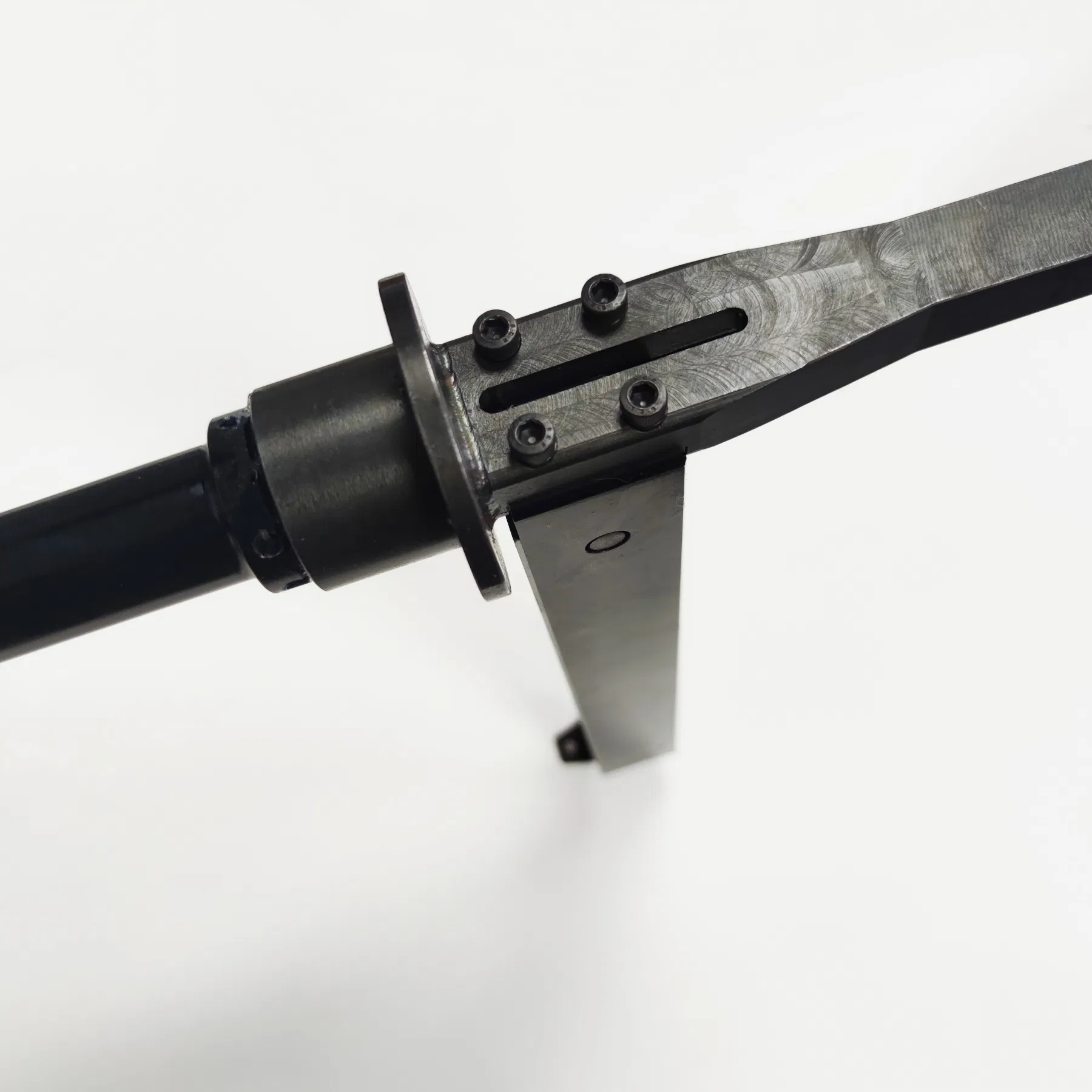 Пневматический гвоздезабивной пистолет для каркаса