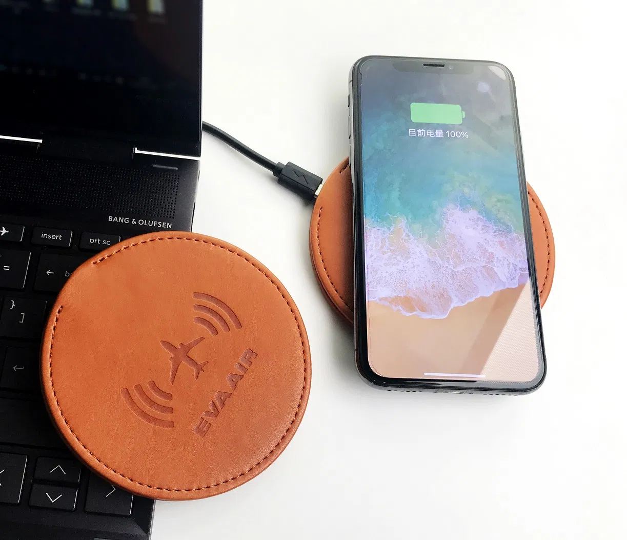 Leather Mobile Phone Wireless Charger Power Bank for Power Supply