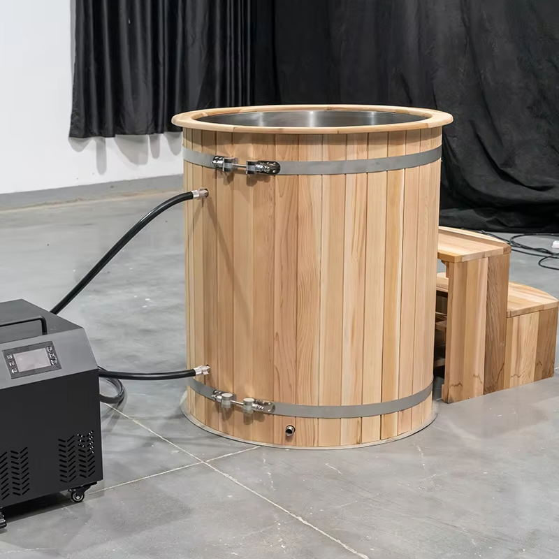 Factory Supply Insulated Ice Barrel Cold Plunge Ice Bath Tub