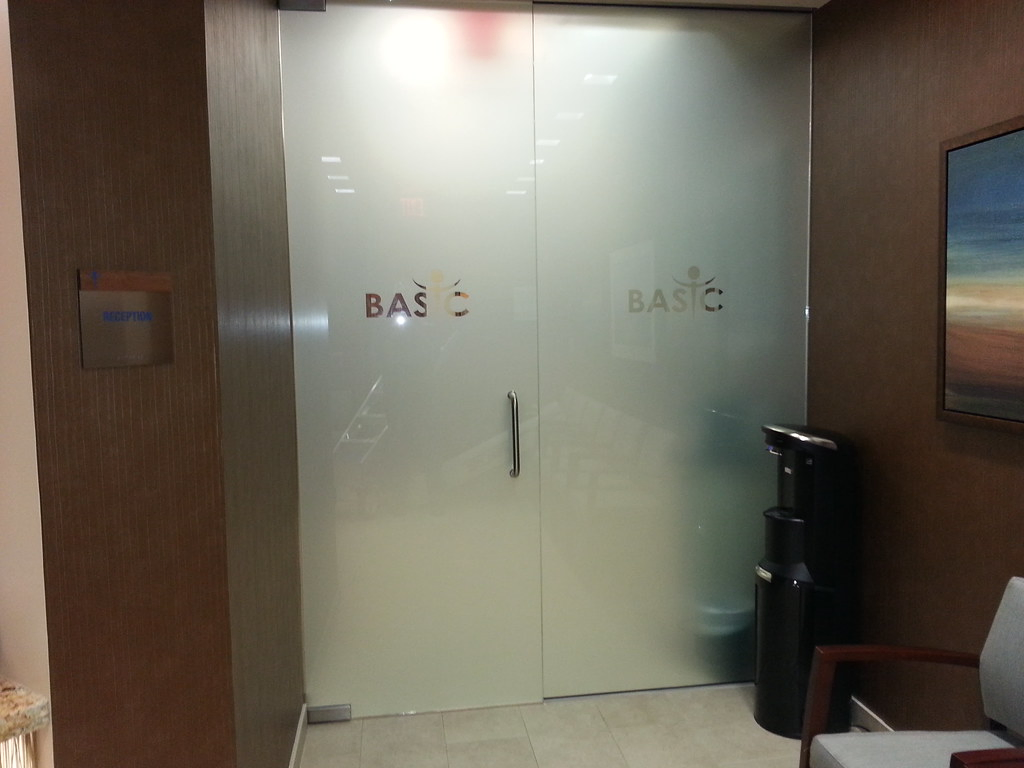 Clear/Colored Acid Etched Glass/Frosted Glass/Sandblasted Glass for Bathroom/Office/Building