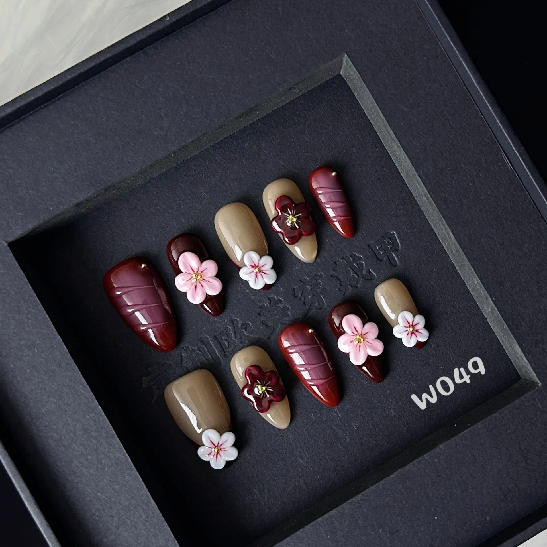 Carved Almond-Shaped Handmade Resin Wearable Nails