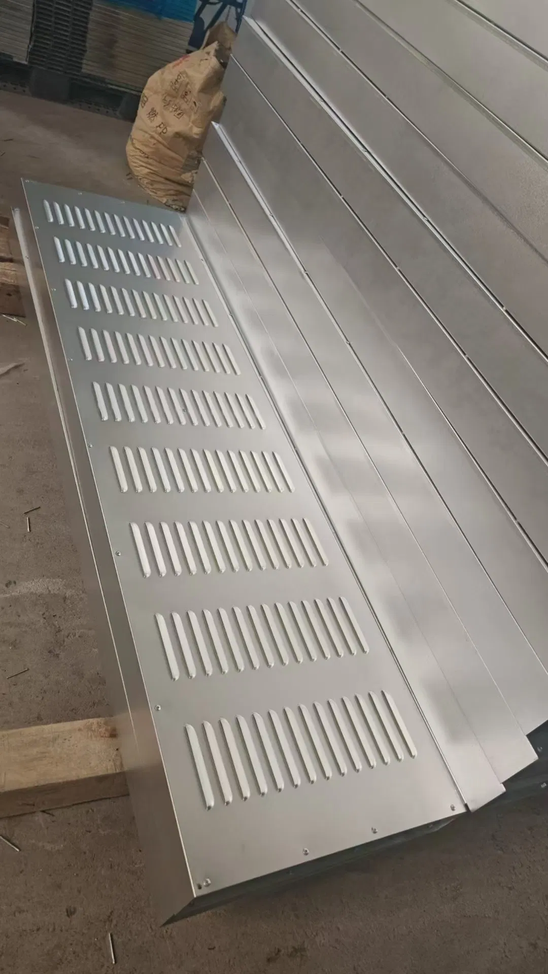 Customized Metal Road Traffic Sound Barrier Noise Reduction Sound