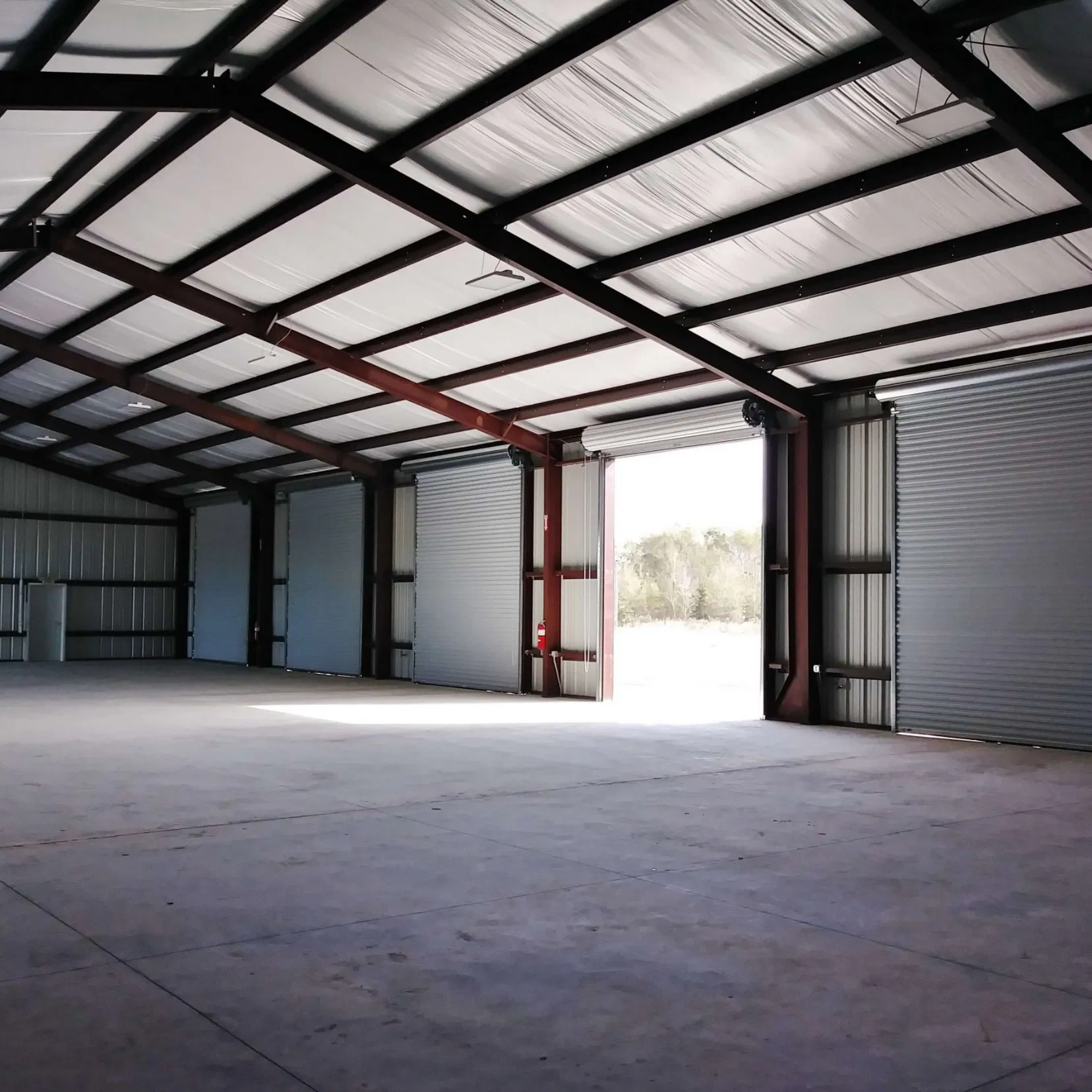 Metal Building Steel Structure Windproof Fireproof Painted Garage for Carport Hot Selling