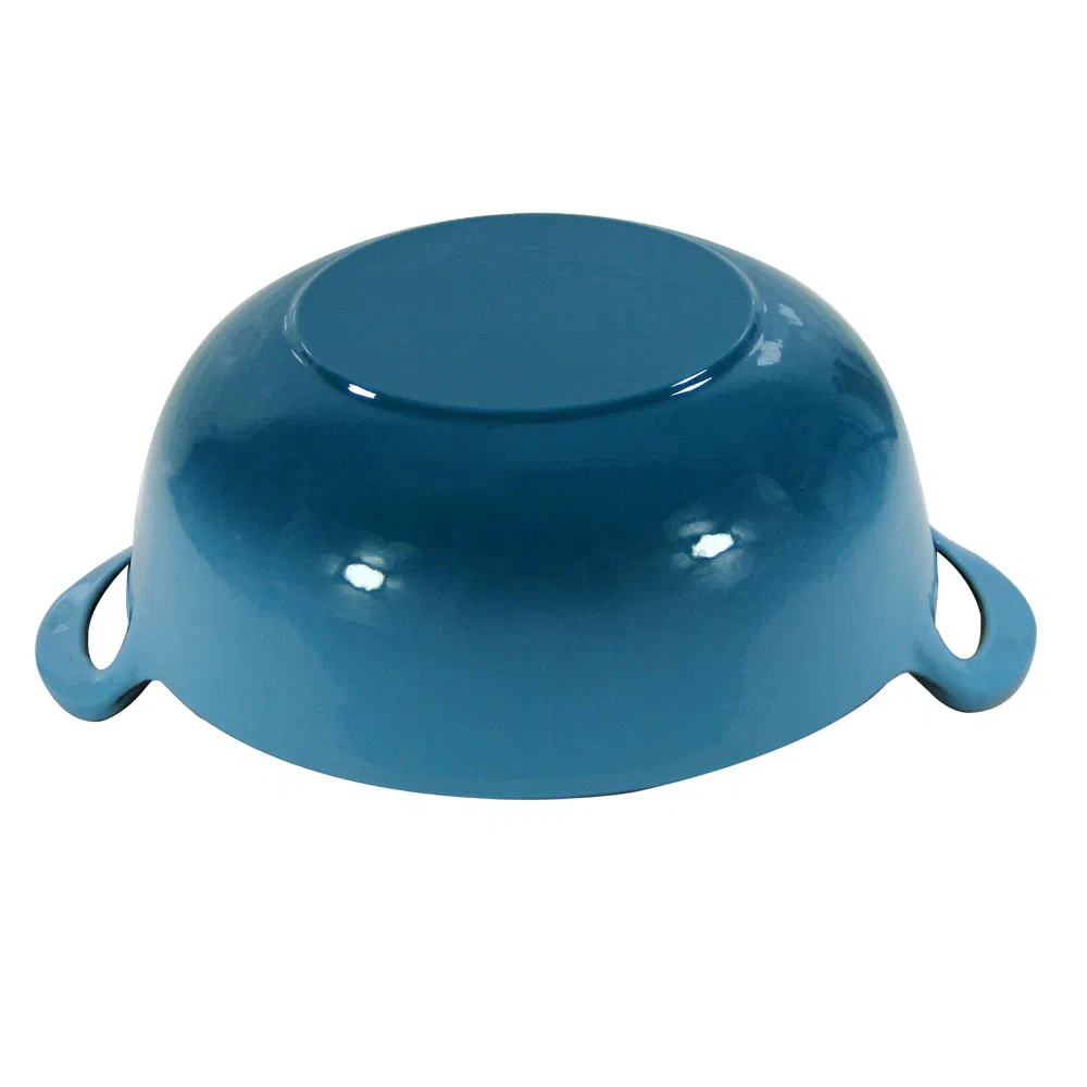 Чугунный вок с плоским дном и ручками