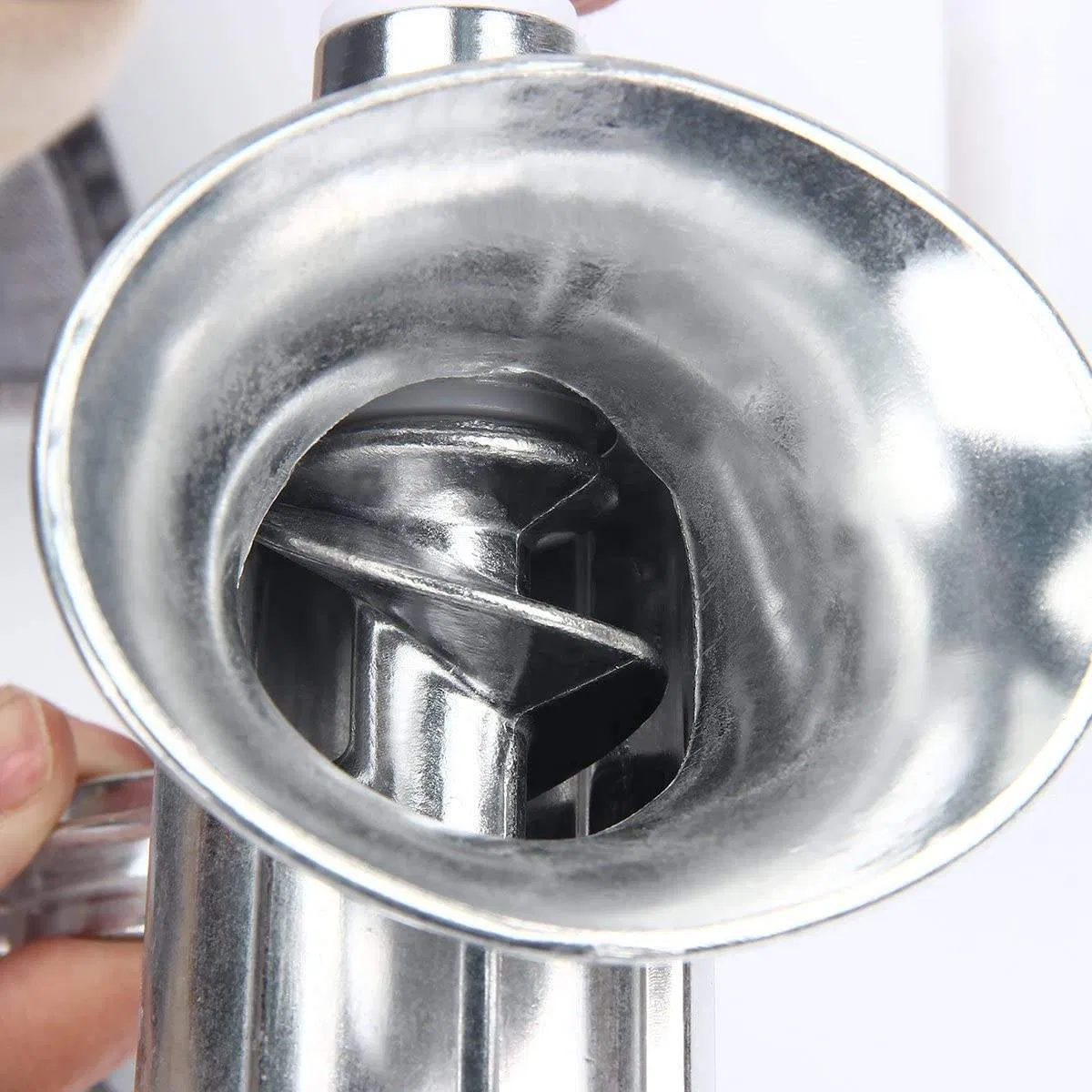 Manual Meat Grinder Household Hand Crank Metal Food Grinder for Meat Vegetable Mincer Grinding Machine Kitchen Utensils