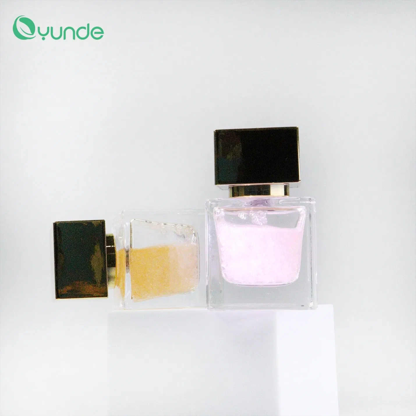 Eco-Friendly Micro Beads Serum with Vitamin C Anti-Aging & Brightening