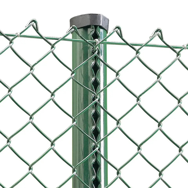 Iron Fences Chain Link Fence Stadium Customizable Green Coated Iron Net Playground Protection Safety Net Wire Mesh Fence