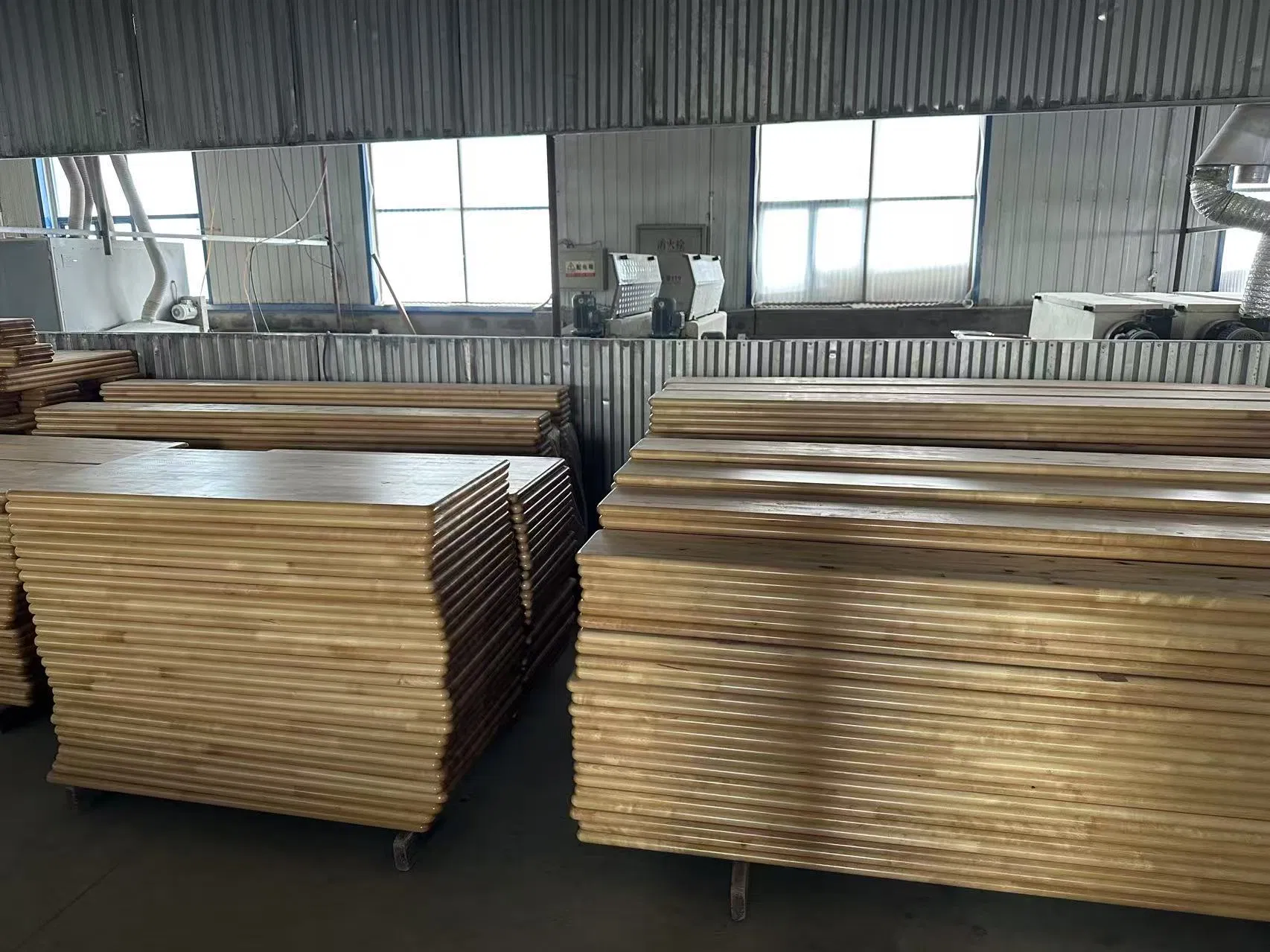 Premium Oak and Birch Solid Wood Worktops Stable Grain, Crack-Free Furniture