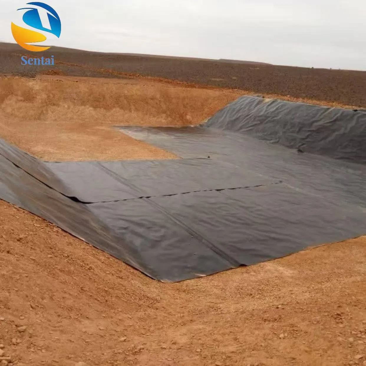 HDPE Geomembrane Liner Covering Garbage Dump, Ash Heap Leaching Pool, Oxidation Pond, Acid Alkali Resistant Black Film 1mm 1.5mm 2mm Geomembrane Pond Liner