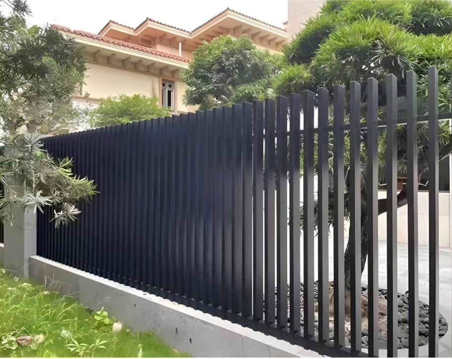 Aluminum/Galvanized Steel Hercules Pressed Spear Top Fence for Security/ Yard/House/School/Factory/Garden/Lawn/Bridge/Boundary