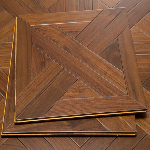 Паркетная доска Retro Art из ореха 15 мм, 450x450 мм