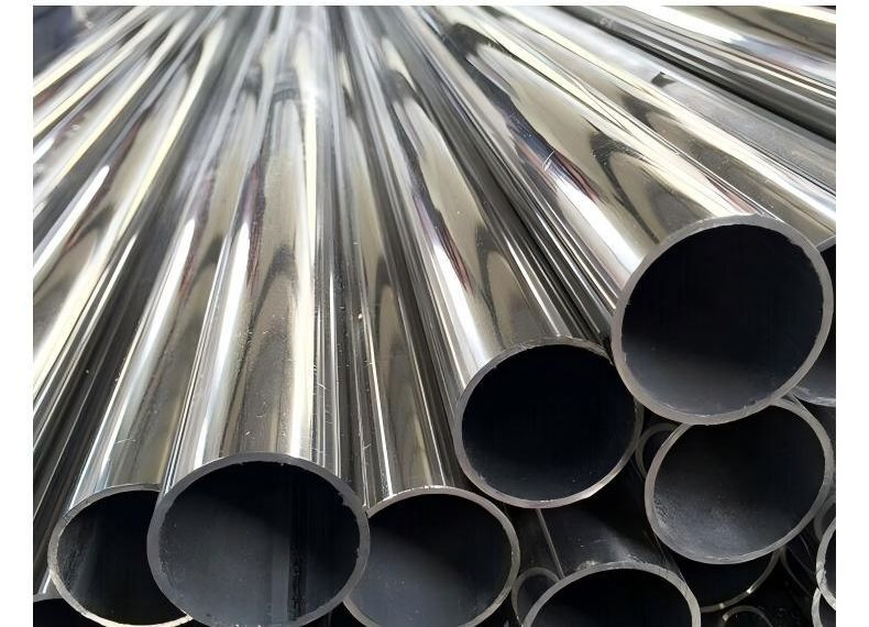 Stainless Steel Seamless Pipes Custom Sizes (DN15-DN100) Smooth for Water Treatment Welding