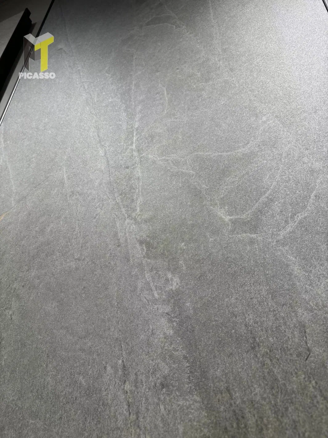 Premium Rough Texture Porcelain Tile for Contemporary Home Dé Cor