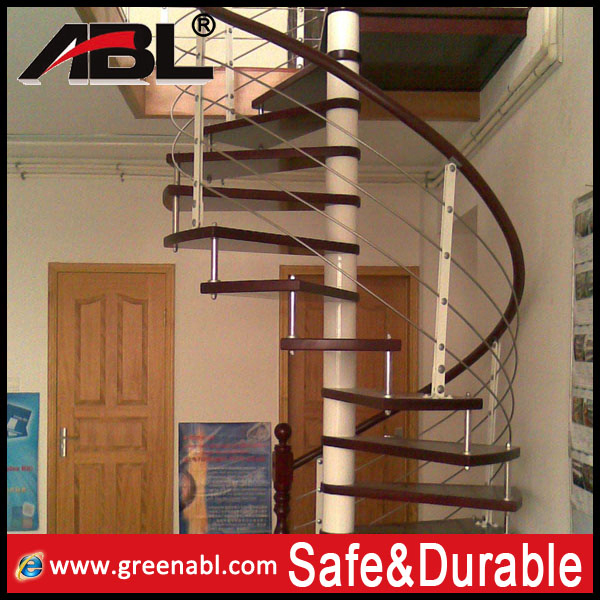 Customized 304 Stainless Steel Staircase Railing with Wood Handrail