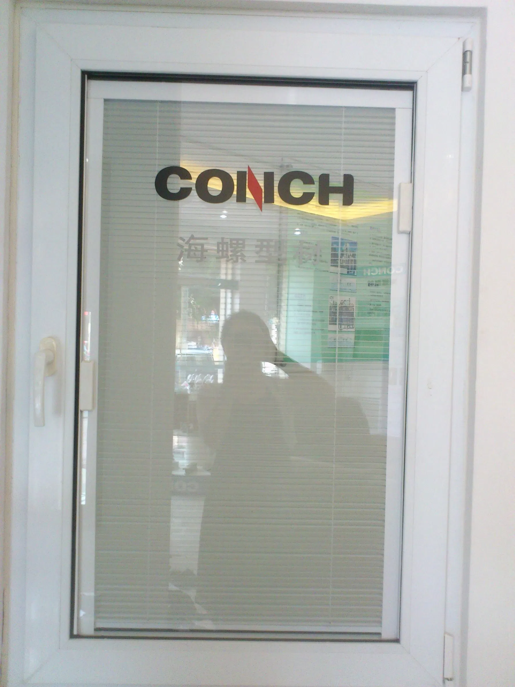 Conch Colorful Profile Casement Window with Shutter