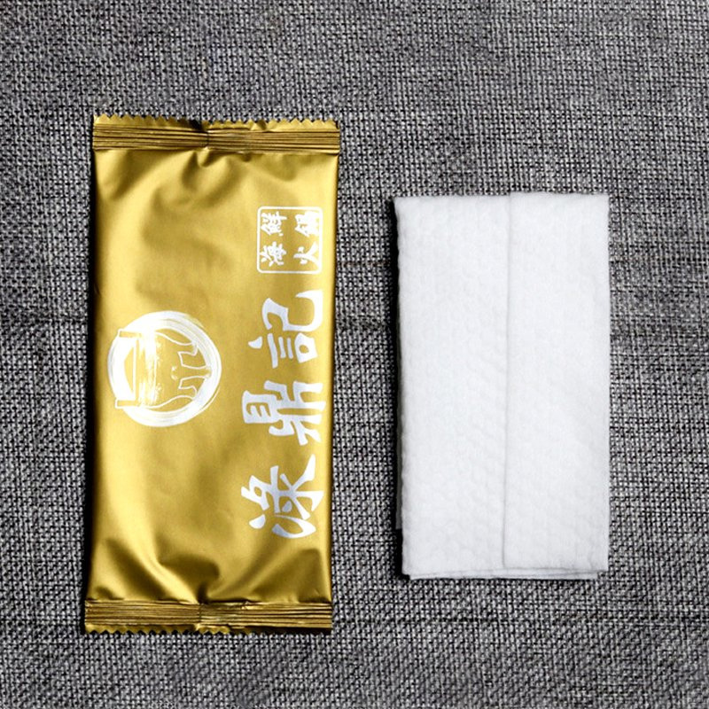 Custom Logo Hand Mouth Cleaning Wet Wipe Mini Single Piece Disposable Nonwoven Advertising Restaurant Cleansing Wet Wipes