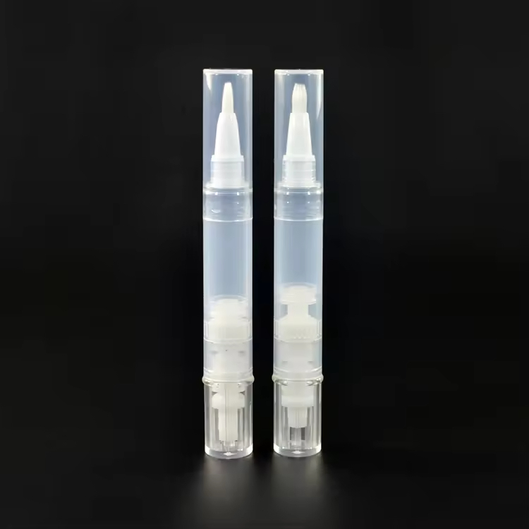 White Clear 2ml 3ml 5ml Vacuum Portable Oil Pen Bottles with Brush