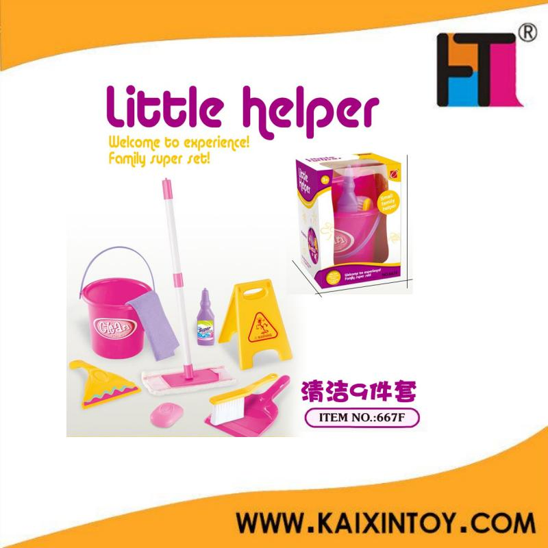 Набор игрушек для уборки Little Helper