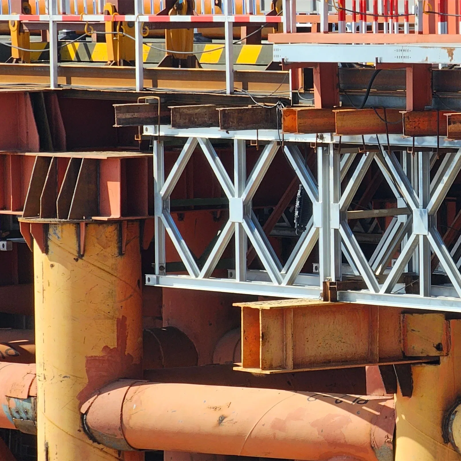 Cheap Prefab Steel Structure Skywalk Pedestrian Bridge Portable Foot Bridge Bailey Bridge Construction