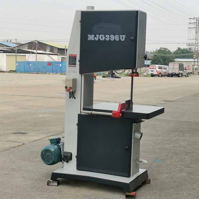 Ленточная пила по дереву вертикальная автоматическая для панелей MJG396U