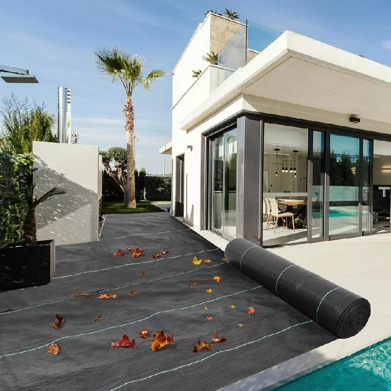 Versatile Garden Flooring Weedmat with Proven Water Drainage