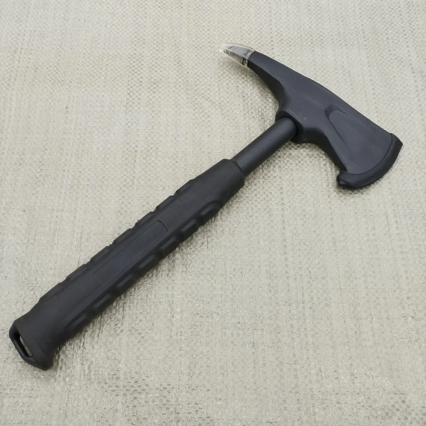 Forcible Entry Tool: Professional Fire Axe with Wedge-Shaped Pick and Sharp Blade, Ideal for Search and Rescue (SAR) Missions