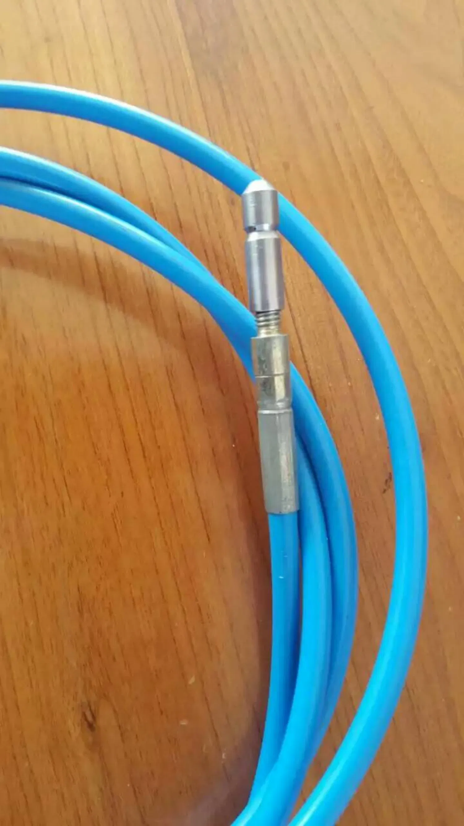 Прозрачный армированный шланг для воды и газа LPG