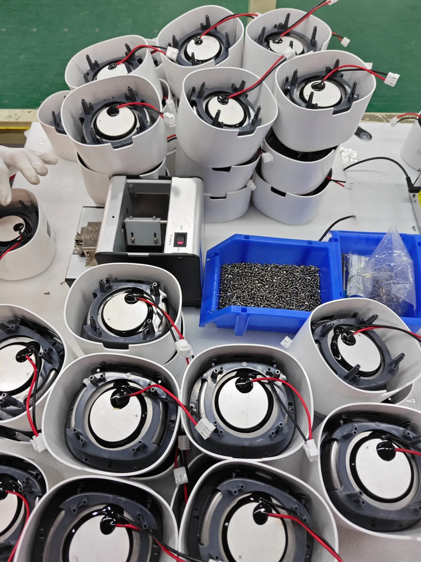 Mini Ultrasonic Invisalign Retainer Aligner Cleaner Device for Personal Dental Care