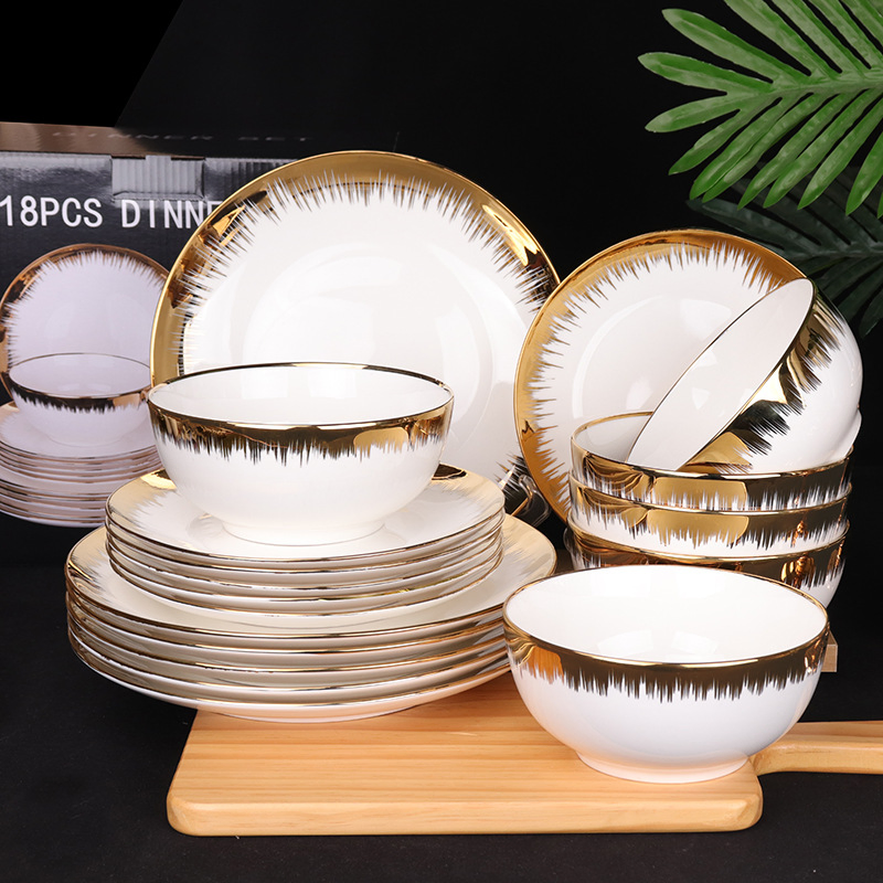 16-Piece Gold Rim Dinner Set Porcelwianware Ceramic Tableware