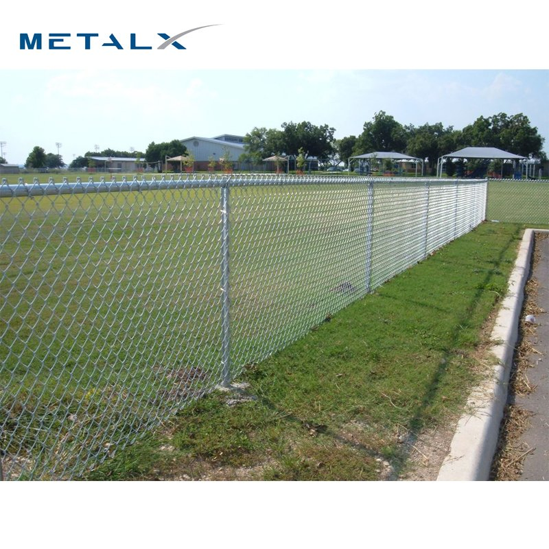 Hotsale Price 6 Feet High 50 Feet Long 12 Gauge Sq Foot Black Chain Link Fence for Sale