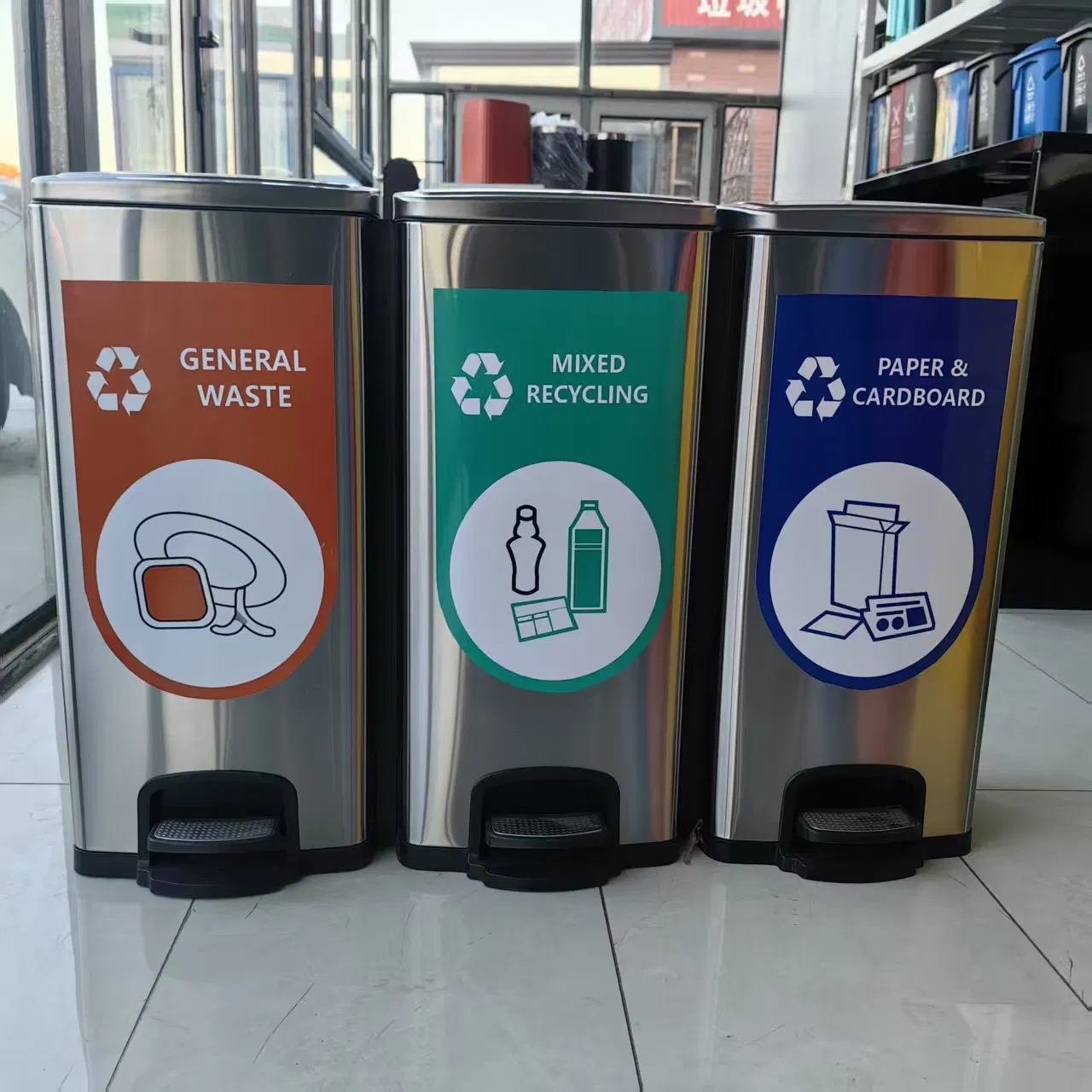 Ножная мусорная урна из нержавеющей стали 90л